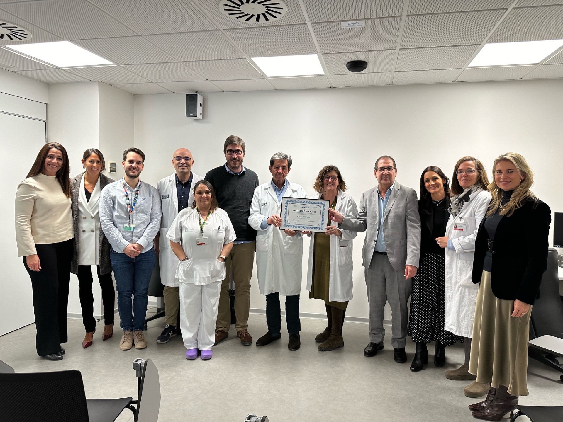 El Hospital Clínico de Valencia recibe la certificación ESCALEM que acredita la excelencia en la ate